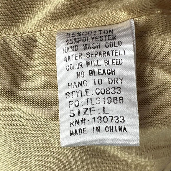 Umgee Yellow Gold Crushed Velvet Sleeveless Scalloped V-Neck Tank Top Sz L NWT - Picture 11 of 12